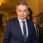 El juez de la Audiencia Nacional abre una pieza separada para investigar al expresidente José Luis Rodríguez Zapatero en relación con las joyas halladas en el registro de su oficina de Ferraz